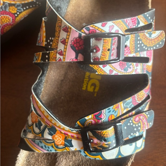 Women’s Viking Adjustable Sandals - Size 38 (7.5 - 8) - Picture 2 of 6